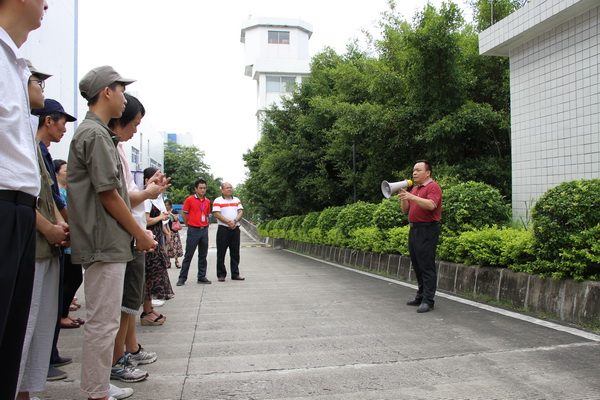 304am永利集团进杏装酒精泄漏应急措置演练”活动